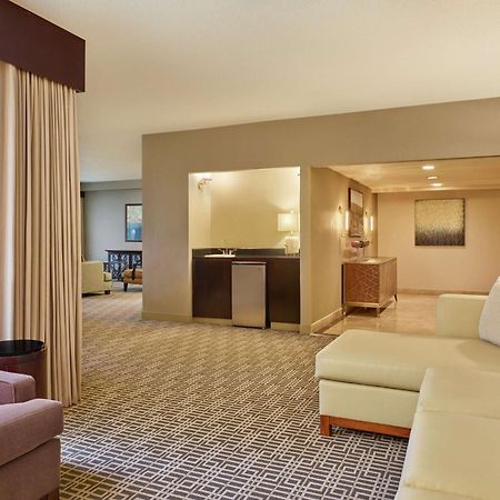 Doubletree By Hilton Houston Intercontinental Airport Exterior foto
