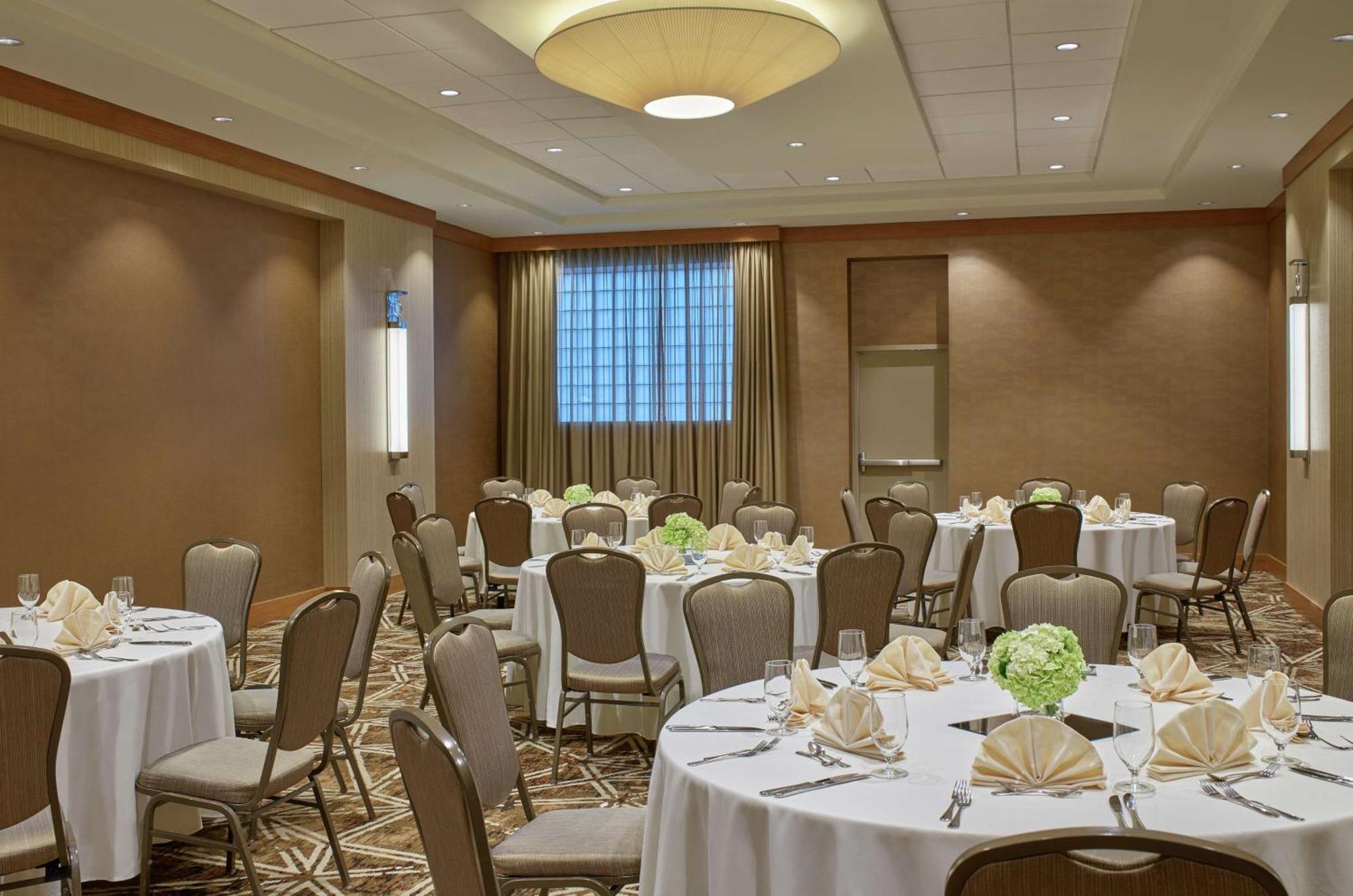 Doubletree By Hilton Houston Intercontinental Airport Exterior foto